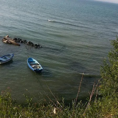 Bungalow Megi Camping