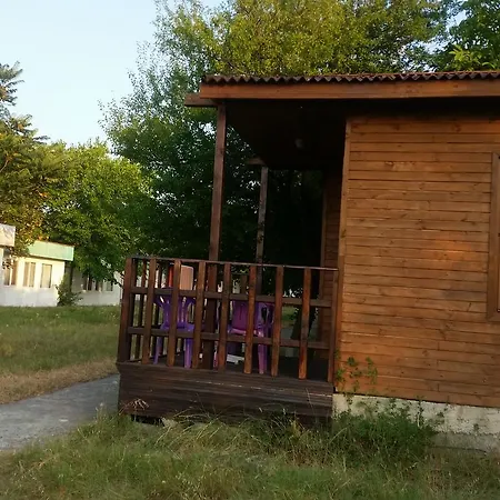Campsite Bungalow Megi *