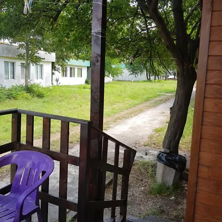 Bungalow Megi Campsite